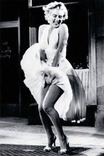 Load image into Gallery viewer, Marilyn Monroe - Standing over subway