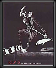 Load image into Gallery viewer, Elvis on Stage Neon Picture

